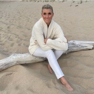 Elegant Cream Women's Cardigan